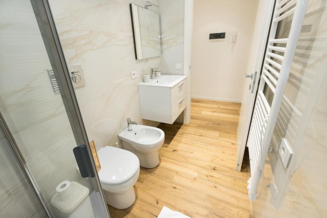 Magnoliaapartments - 18B Visconti Duomo Milaan Buitenkant foto